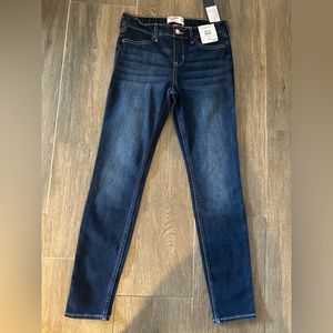 Abercrombie Kids Mid Rise Pull on Jegging